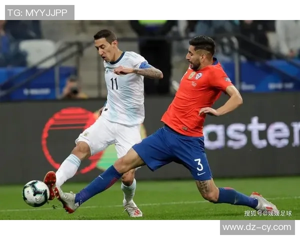 巅峰时期秘鲁足球明星的辉煌成就与传奇故事回顾